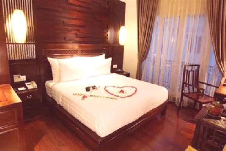 Lillian, 24 — Escort in Phu Loc, Vietnam