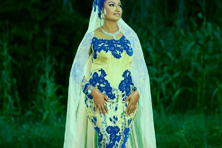 Lillian, 24 — Escort in Safana, Nigeria