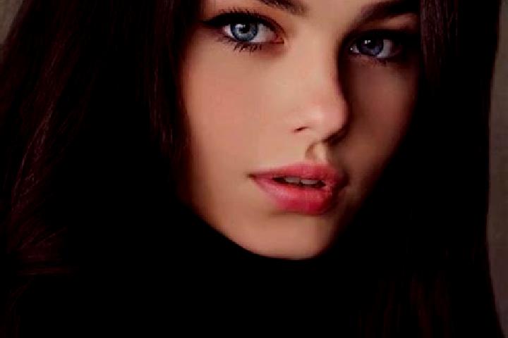 Lillian, 25, a brunette grey-eyed caucasian companion based in Allogny. Offering CIM, Roleplay, GFE. Available for incall and outcall, overnight bookings ava...
