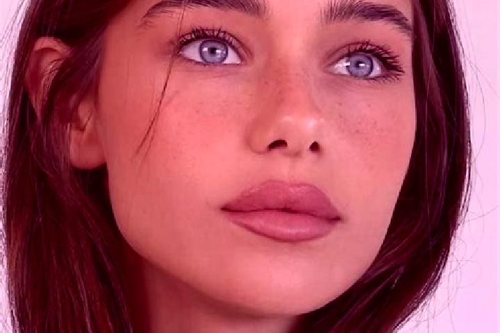 Lillian, 25, a brunette grey-eyed mixed companion based in Iosifalau. Offering Prostate Massage, Fetish, Roleplay, Duos, Domination. Available for incall and...