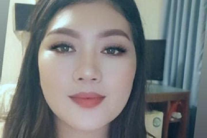Lillian, 25, a chestnut grey-eyed indian companion based in Linshui. Offering CIM, Domination. Available for incall and outcall, day and evening dates.