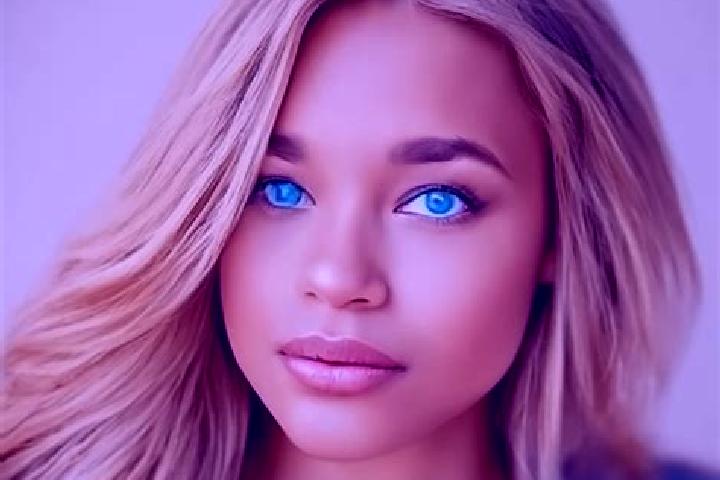 Lillian, 25, a dark blonde blue-eyed latina companion based in Conduratu. Offering Striptease, A-Level, Massage. Available for incall and outcall, day and ev...