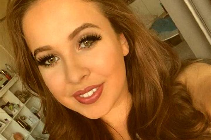 Lillian, 25, a red blue-eyed caucasian companion based in Southampton. Offering GFE, Domination, Fetish. Available for incall and outcall, overnight bookings...