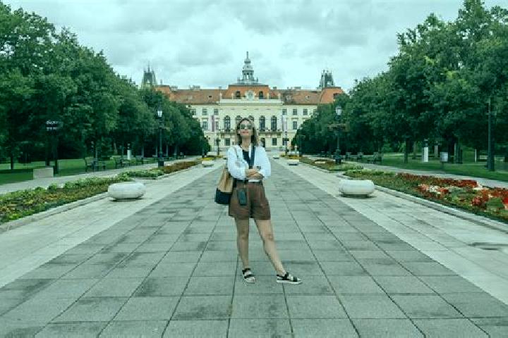 Lillian, 25 — Escort in Ada, Serbia