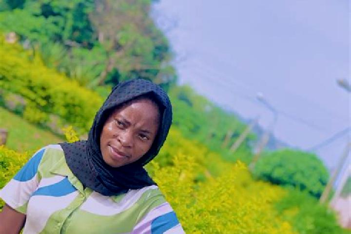 Lillian, 25 — Escort in Isiaka, Nigeria