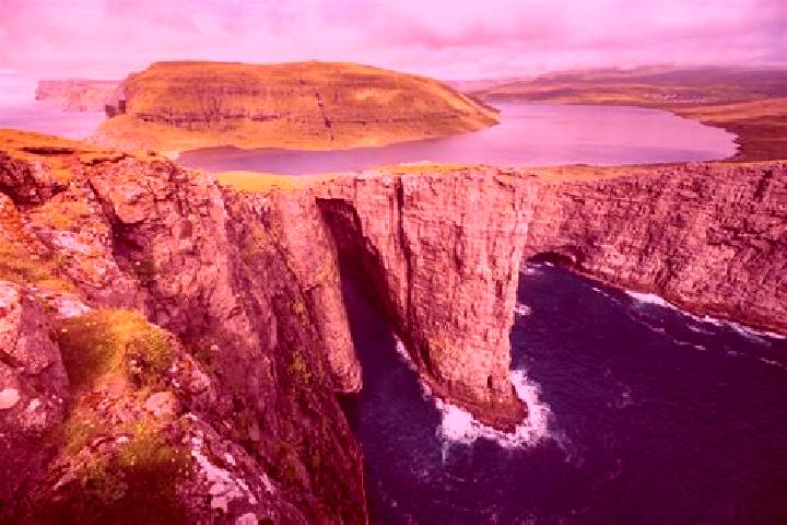 Lillian, 25 — Escort in Sandur, Faroe Islands