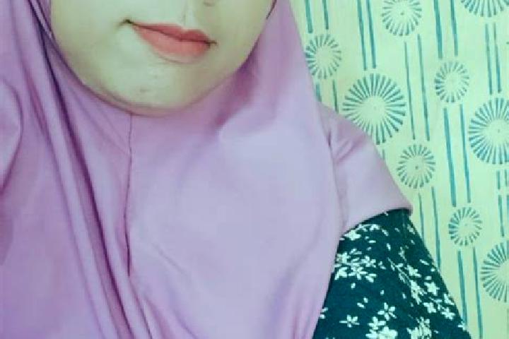 Lillian, 25 — Escort in Tapalang, Indonesia