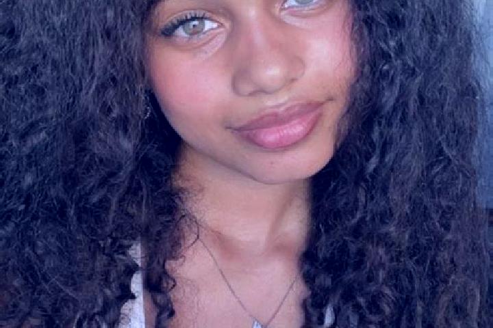 Lillian, 26, a black hazel-eyed ebony companion based in Ruse. Offering Couples, Dinner Date, CIM. Available for incall and outcall, day and evening dates.