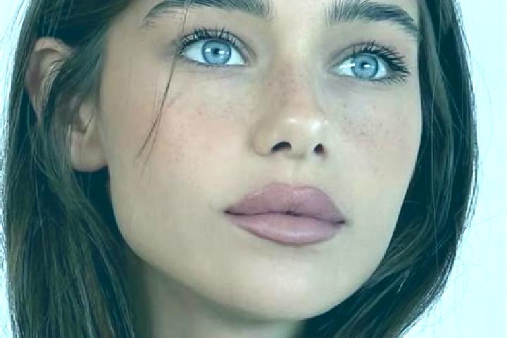 Lillian, 26, a brunette blue-eyed mediterranean companion based in Ytre Arna. Offering CIM, Overnight, GFE, BDSM, Dinner Date. Available for incall and outca...