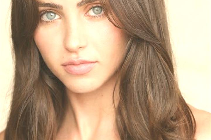 Lillian, 26, a brunette dark-eyed latina companion based in Caseiros. Offering Duos, BDSM, Domination, GFE, Fetish. Available for incall and outcall, overnig...