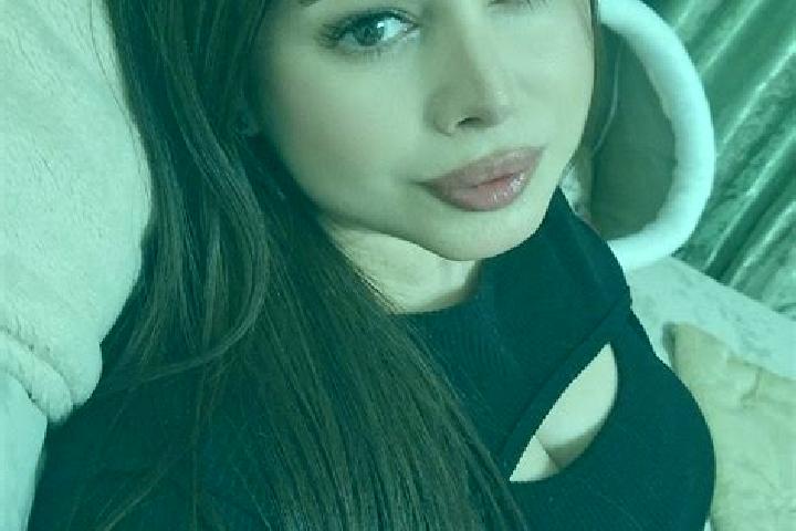 Lillian, 26 — Escort in Aygehovit, Armenia