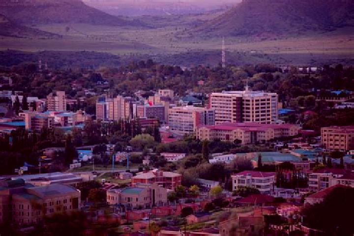 Lillian, 26 — Escort in Kolo, Lesotho