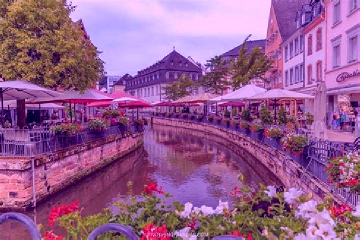 Lillian, 26 — Escort in Saarburg, Germany