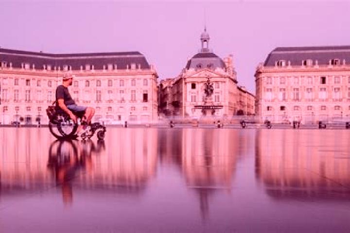Lillian, 26 — Escort in Vengeons, France
