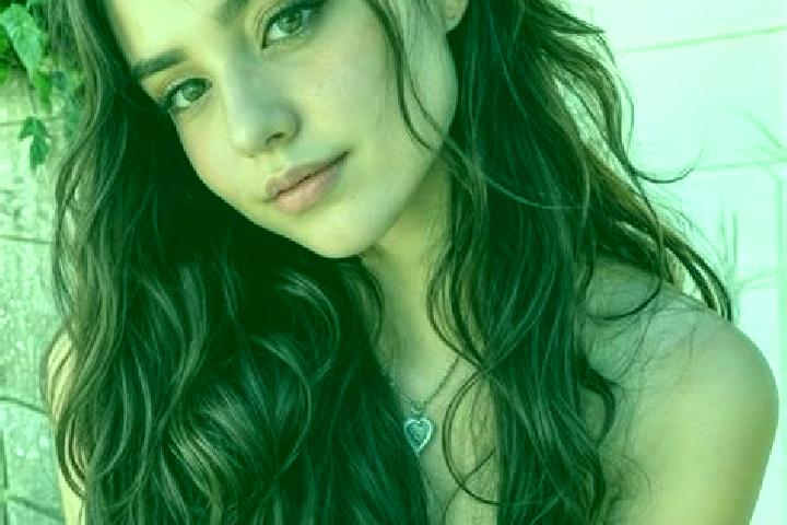 Lillian, 27, a black hazel-eyed middle eastern companion based in Oltedal. Offering Striptease, Massage, CIM, Party Girl, A-Level. Available for incall and o...