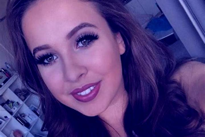Lillian, 27, a brunette amber-eyed mixed companion based in Ustymivka. Offering 69, Travel Companion, Tantra, Girlfriend Experience. Available for incall and...