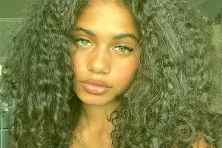 Lillian, 27, a brunette blue-eyed ebony companion based in Galesu. Offering Travel Companion, Couples, GFE, Fetish. Available for incall and outcall, day and...