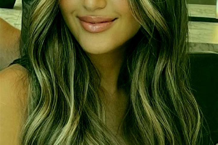 Lillian, 27, a dark blonde amber-eyed caribbean companion based in Ostrovu Mare. Offering Massage, GFE. Available for incall and outcall, day and evening dates.