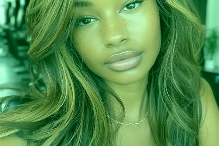 Lillian, 27, a dark blonde dark-eyed mixed companion based in Krishnanagar. Offering Overnight, OWO, Roleplay, 69, Erotic Massage. Available for incall and o...