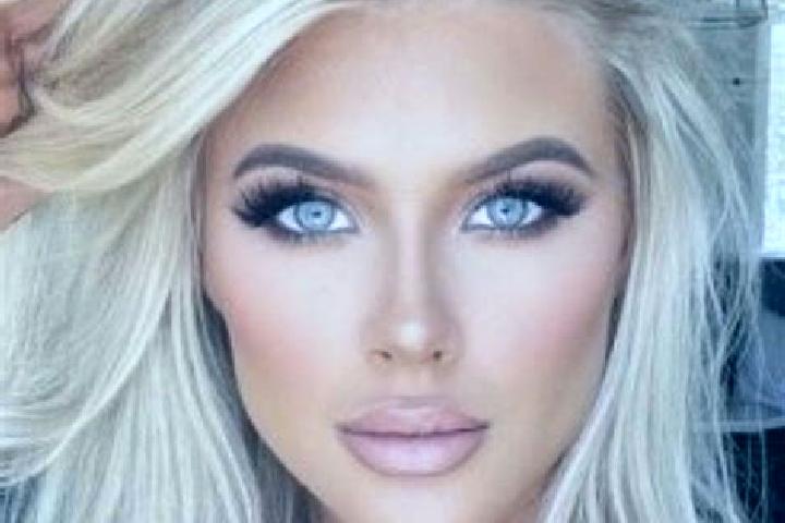 Lillian, 27, a platinum blonde hazel-eyed ebony companion based in Umrangso. Offering Duos, 69, Erotic Massage, Deep French Kissing. Available for incall and...