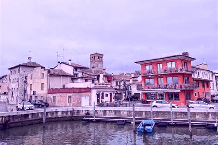 Lillian, 27 — Escort in Marano Lagunare, Italy