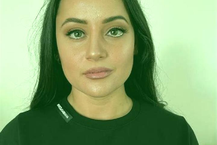 Lillian, 27 — Escort in North Troy, United States