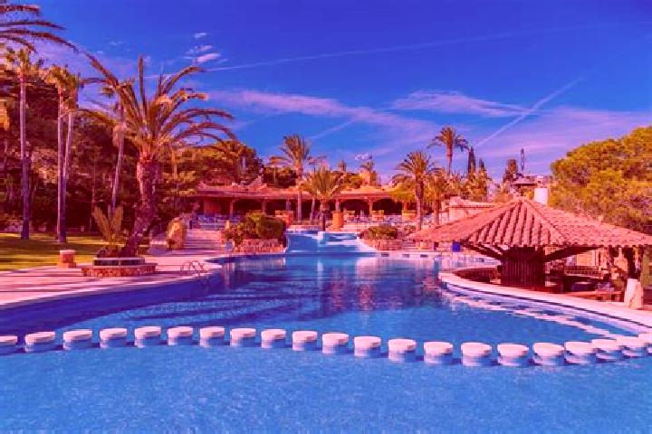 Lillian, 27 — Escort in Roda de Bara, Spain