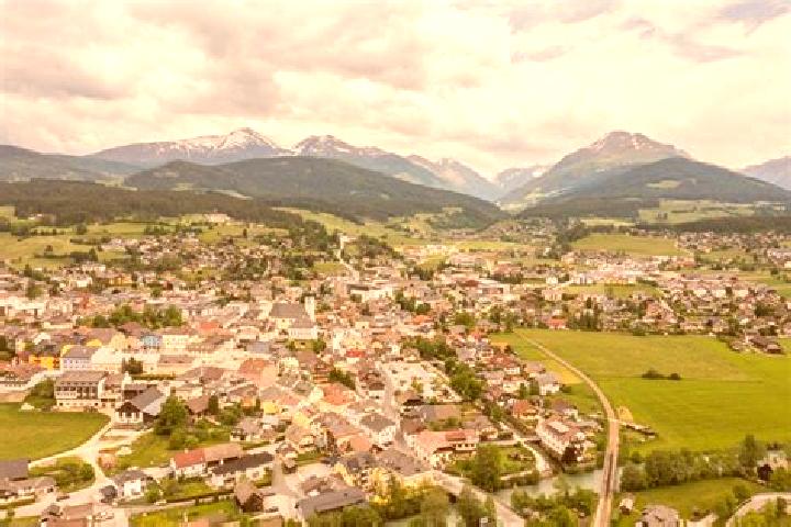 Lillian, 27 — Escort in Tamsweg, Austria