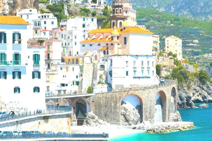 Lillian, 27 — Escort in Toceno, Italy
