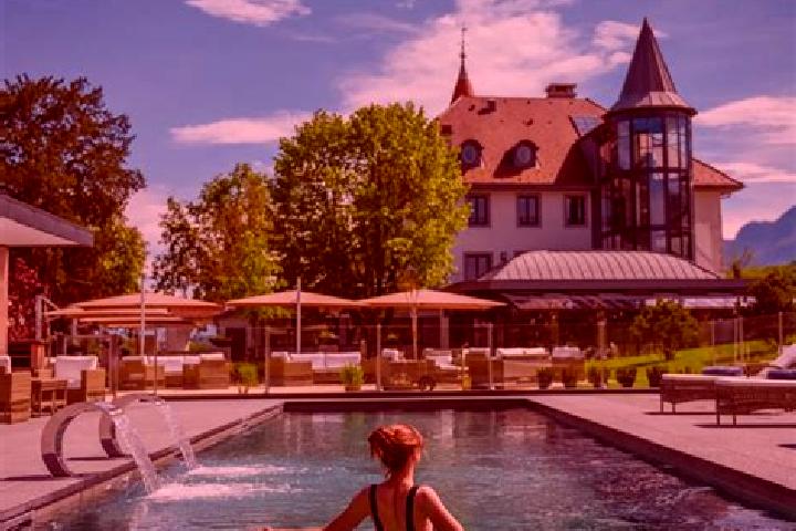 Lillian, 27 — Escort in Tresserve, France
