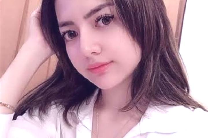 Lillian, 27 — Escort in Waepitak, Indonesia