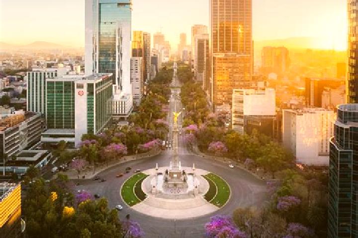 Lillian, 27 — Escort in Yalcoc, Mexico
