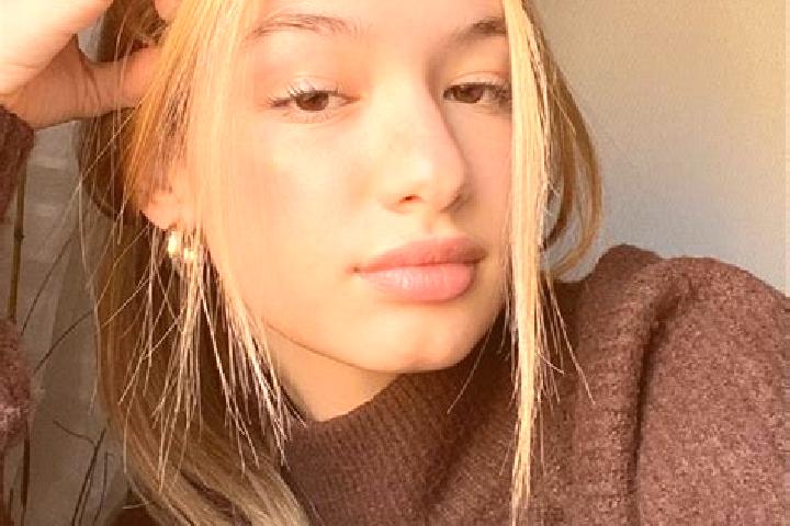 Lillian, 28, a blonde brown-eyed ebony companion based in Mulleriyawa. Offering GFE, Domination, BDSM, CIM, Dinner Date. Available for incall and outcall, ov...