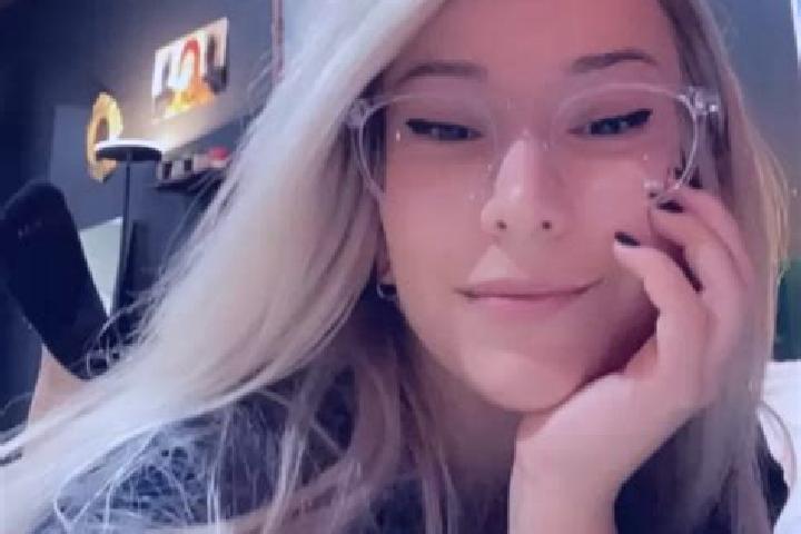 Lillian, 28, a blonde dark-eyed ebony companion based in Ameide. Offering Travel Companion, A-Level, Overnight, Domination. Available for incall and outcall,...