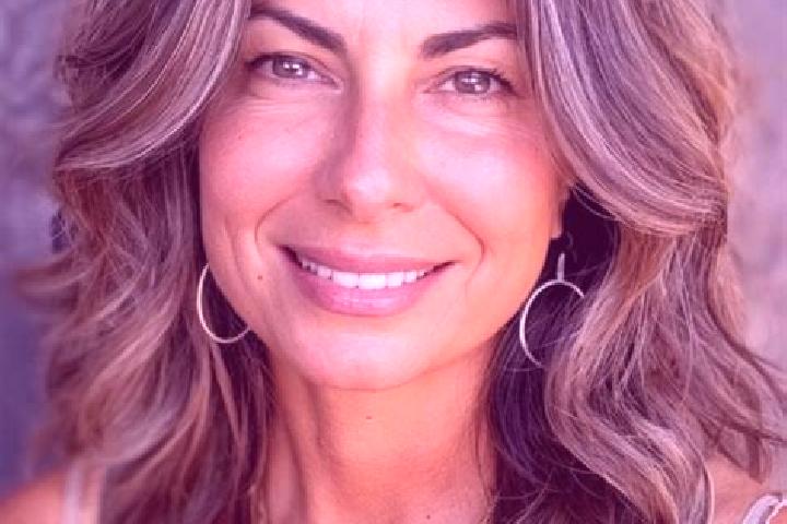 Lillian, 28, a brunette grey-eyed middle eastern companion based in Brunehamel. Offering Domination, 69, Travel Companion, Prostate Massage. Available for in...