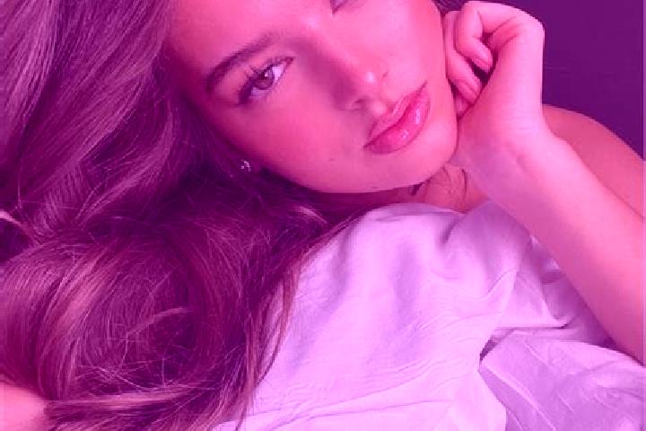 Lillian, 28, a chestnut hazel-eyed slavic companion based in El Cocal. Offering Tantra, Prostate Massage, Duos. Available for incall and outcall, day and eve...