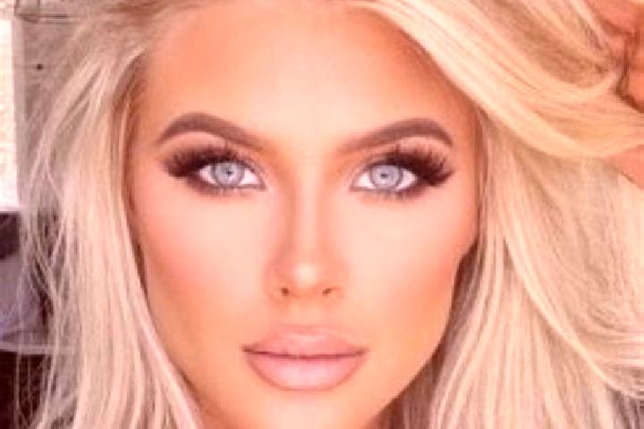 Lillian, 28, a platinum blonde green-eyed slavic companion based in Villentrois. Offering Deep French Kissing, Erotic Massage, Couples, Roleplay. Available f...