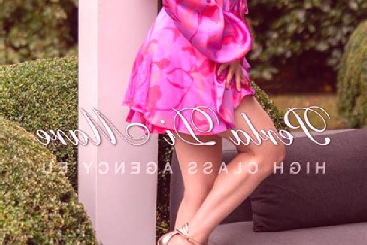Lillian, 28 — Escort in Finta Mare, Romania