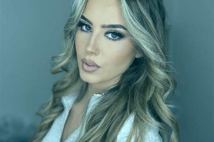 Lillian, 28 — Escort in Ion Creanga, Romania
