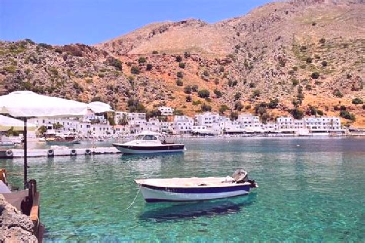 Lillian, 28 — Escort in Loutro, Greece