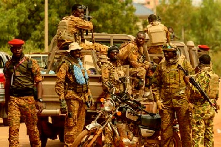 Lillian, 28 — Escort in Natiaboani, Burkina Faso