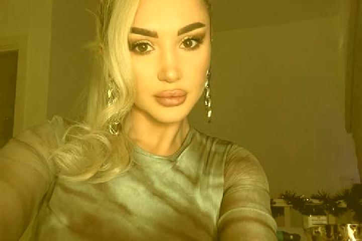 Lillian, 29, a blonde grey-eyed latina companion based in Tianhe. Offering Deep French Kissing, Duos, Girlfriend Experience, BDSM. Available for incall and o...