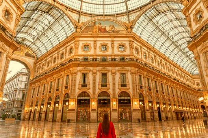 Lillian, 29 — Escort in Milan, Italy