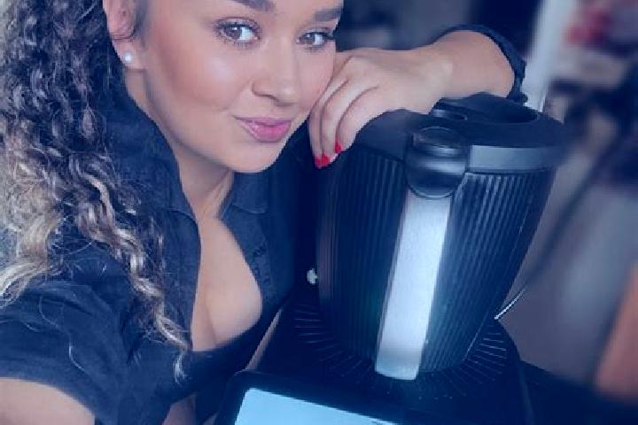 Lillian, 29 — Escort in Novy Bydzov, Czech Republic