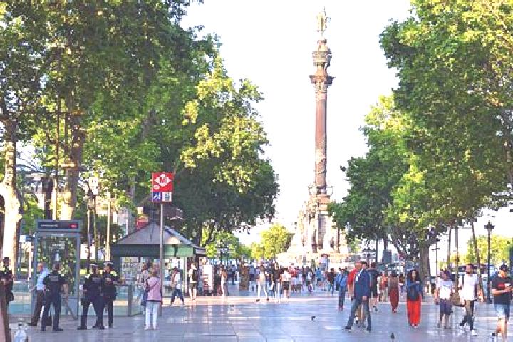 Lillian, 29 — Escort in San Juan de la Rambla, Spain