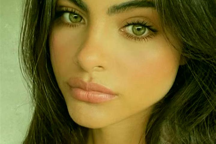 Lillian, 30, a auburn amber-eyed indian companion based in Bihud. Offering 69, Erotic Massage, Striptease, Girlfriend Experience. Available for incall and ou...