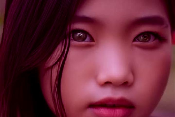 Lillian, 30, a auburn green-eyed asian companion based in Voloder. Offering Erotic Massage, BDSM, GFE. Available for incall and outcall, day and evening dates.
