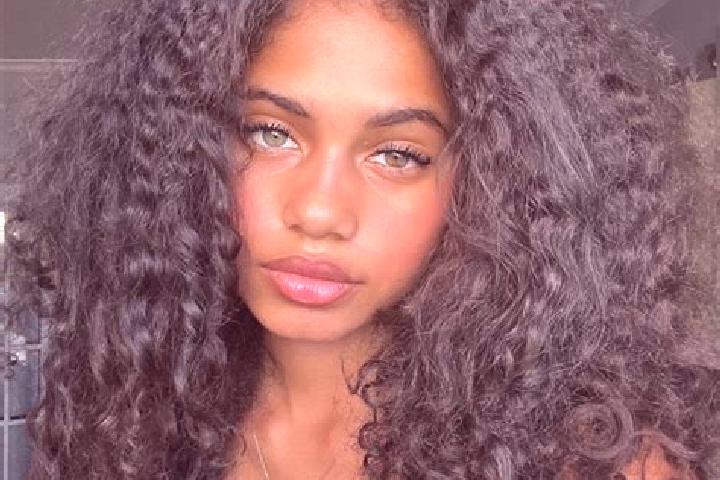 Lillian, 30, a black amber-eyed ebony companion based in Genly. Offering Deep French Kissing, Party Girl, Fetish. Available for incall and outcall, overnight...