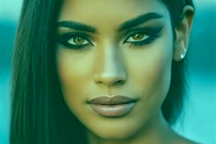 Lillian, 30, a black amber-eyed latina companion based in Bajestan. Offering Striptease, Overnight, Roleplay. Available for incall and outcall, overnight boo...
