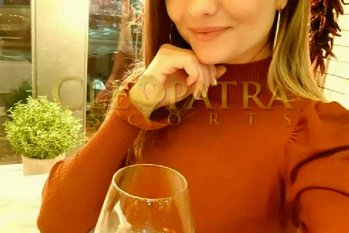 Lillian, 30, a black dark-eyed european companion based in Gardani. Offering Dinner Date, Erotic Massage, OWO. Available for incall and outcall, day and even...